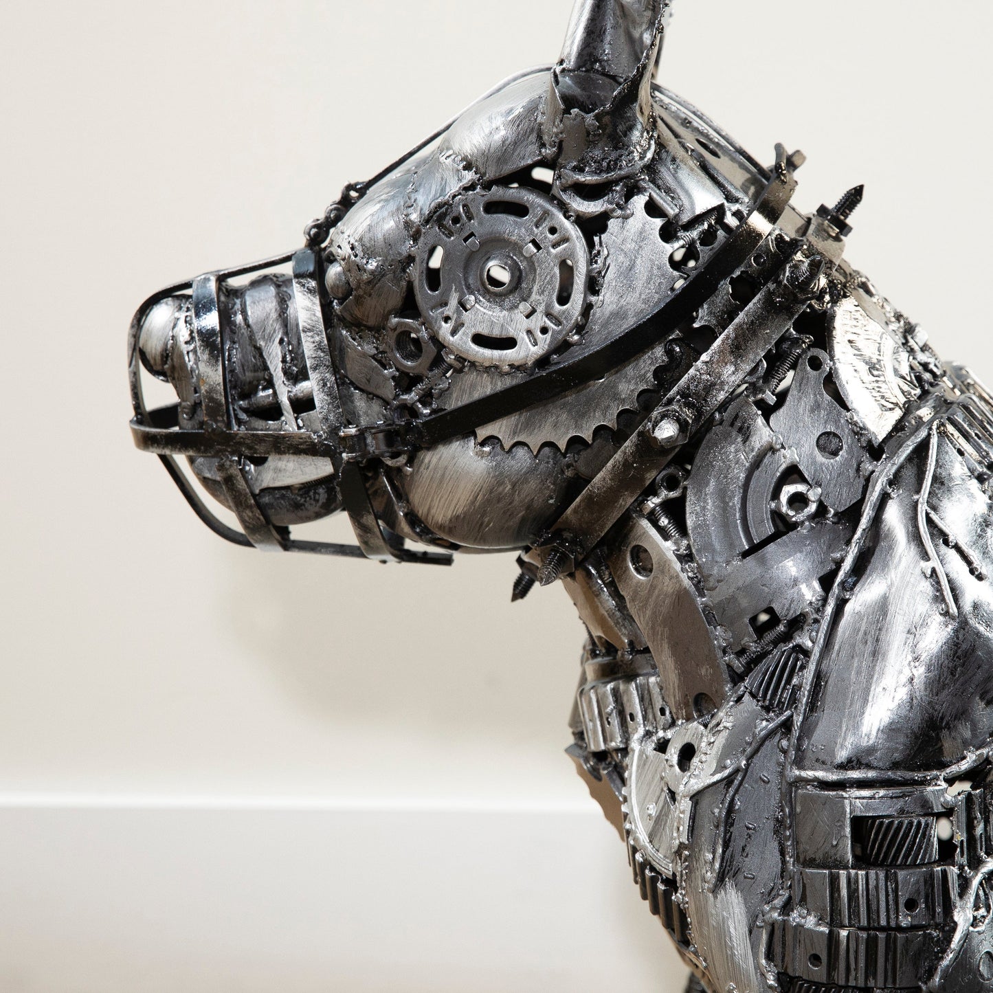 Pitbull metal sculpture face detail