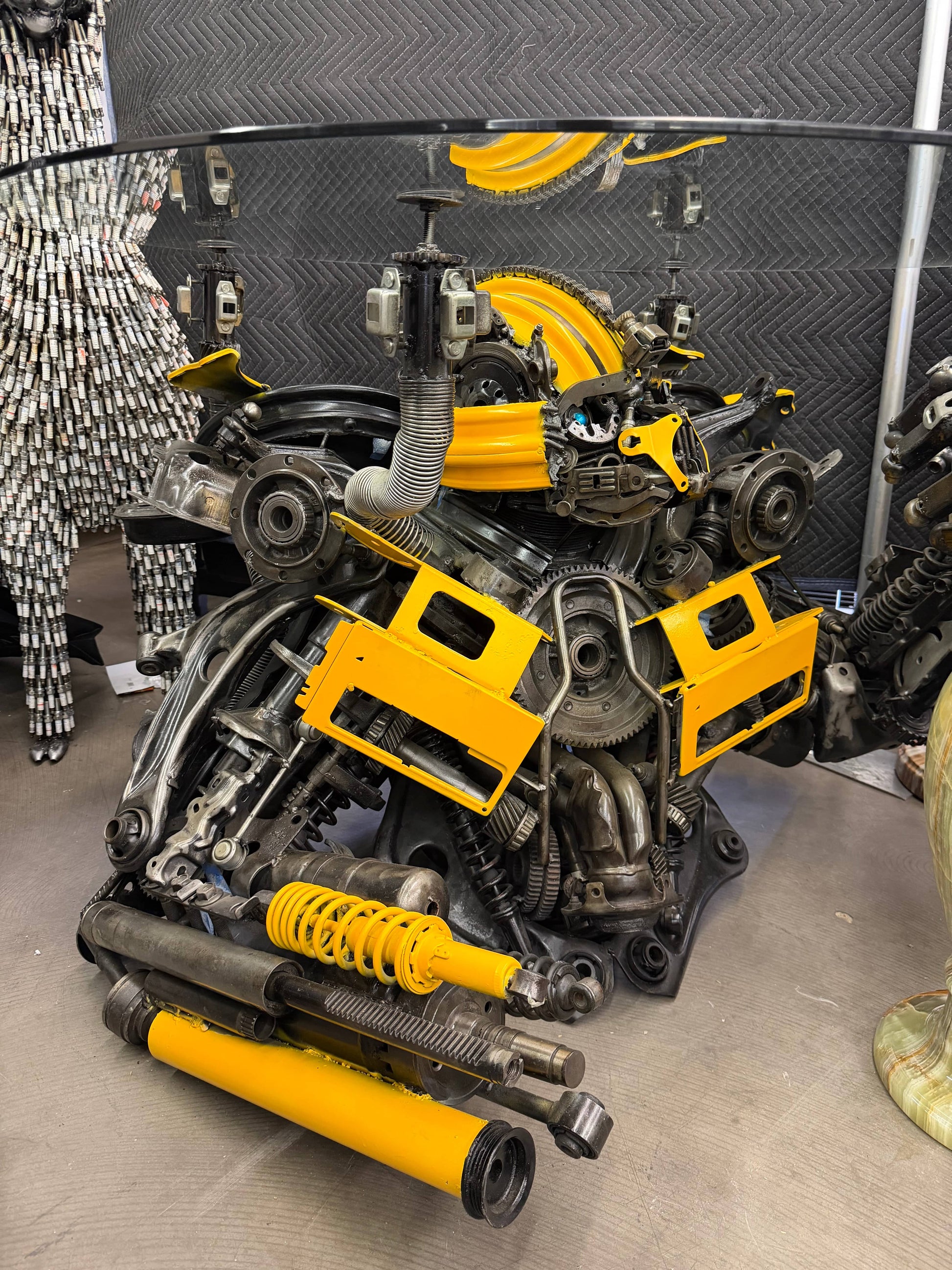 37 inch Bumblebee table figure detail