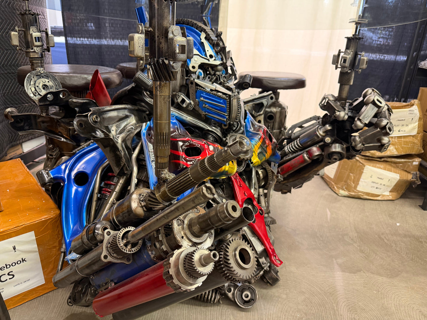 37 inch Optimus Prime table figure detail