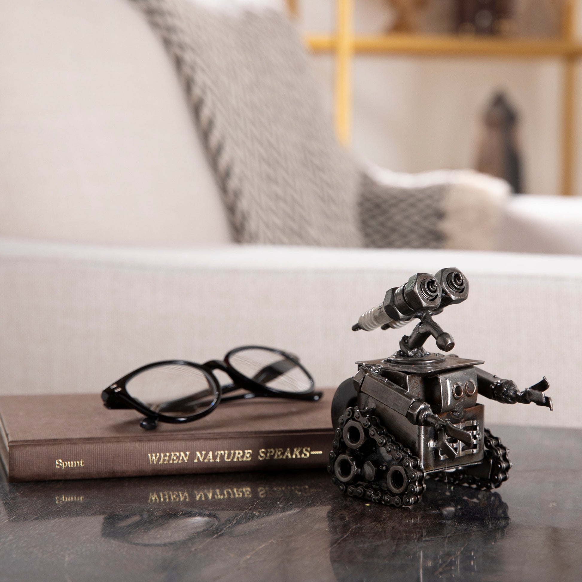 Wall-E mini sculpture front view
