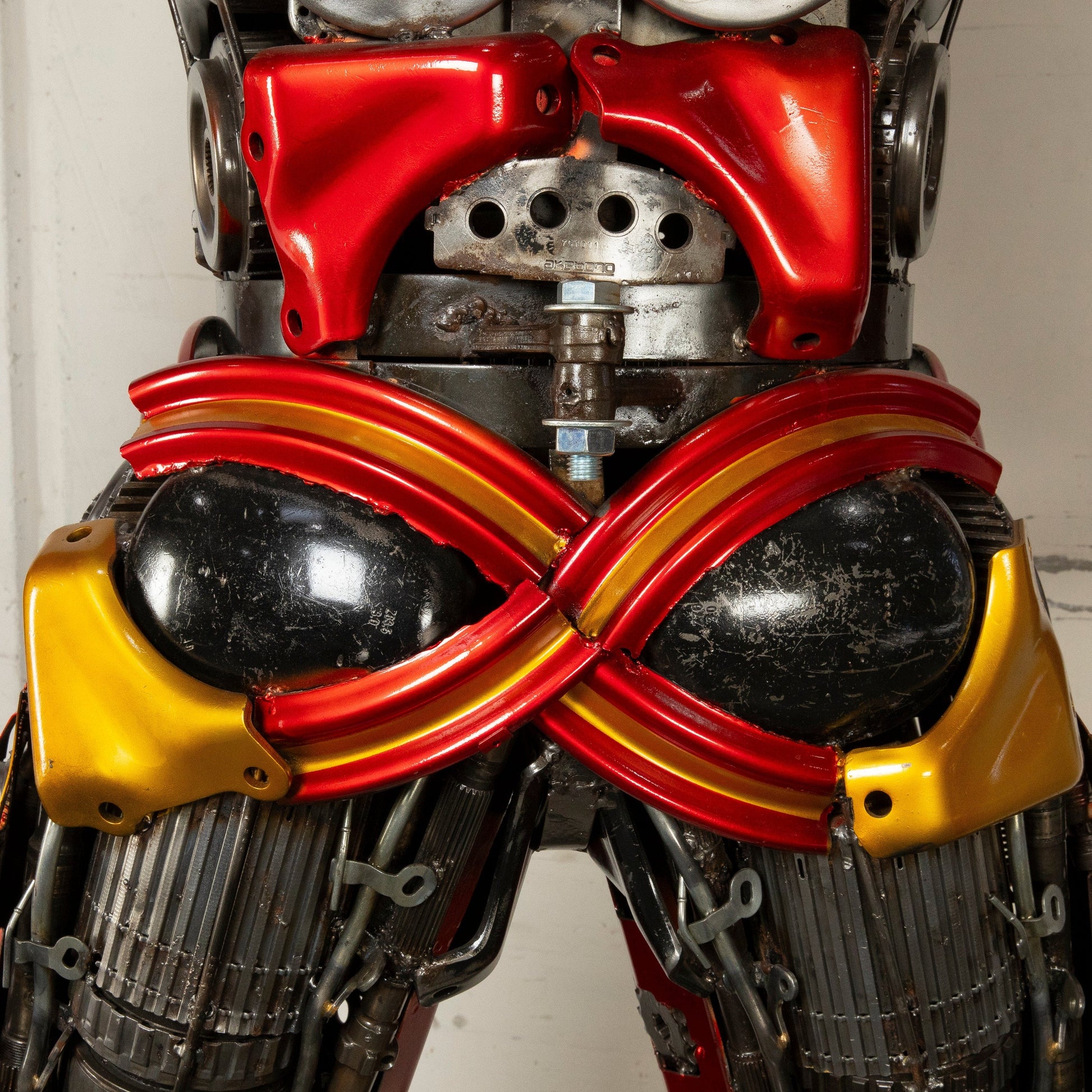 Iron Man S14 detail view