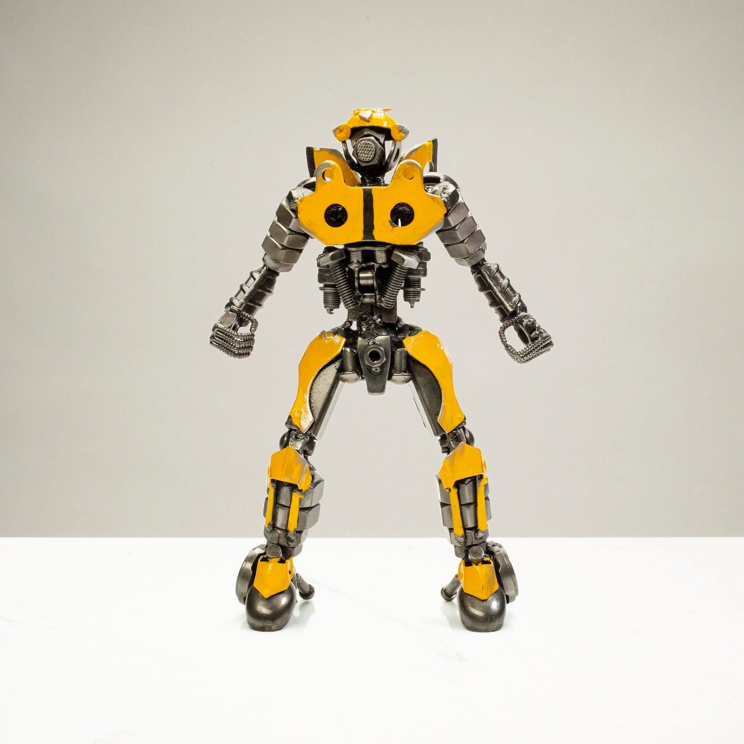 11 inch Bumblebee sculpture detail