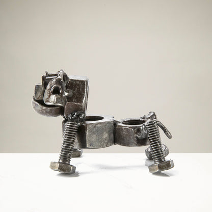 Dog metal sculpture detail
