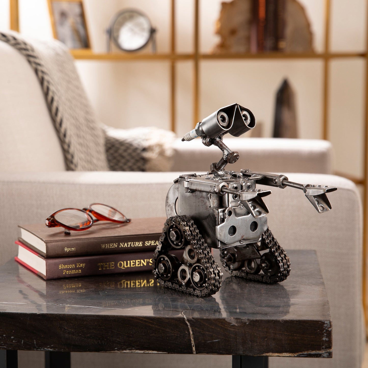 Large Wall-E sculpture detail